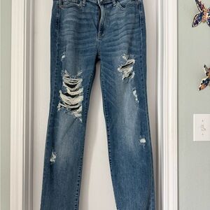 Judy Blue Distressed Straight Leg Jeans in Medium Blue
